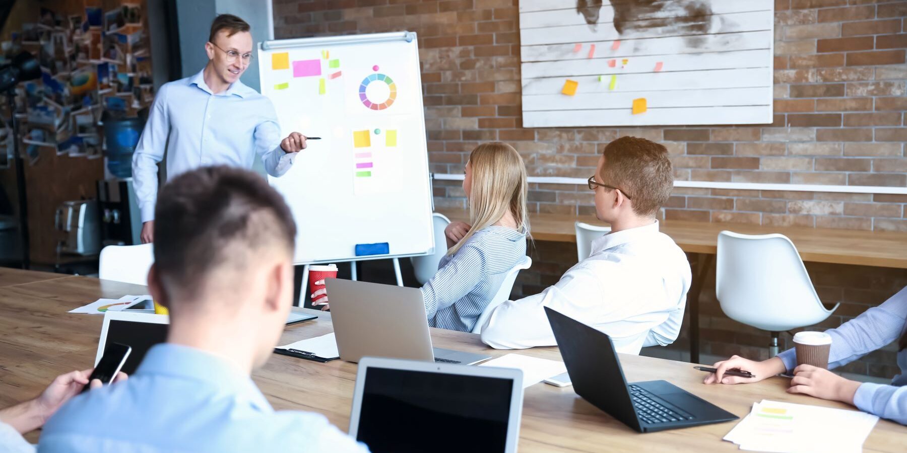 Sicher in das Vorstellungsgespräch – Mit dem neuen Seminar Bewerbungstraining Gesprächsführung, Rhetorik und Kommunikation verbessern
